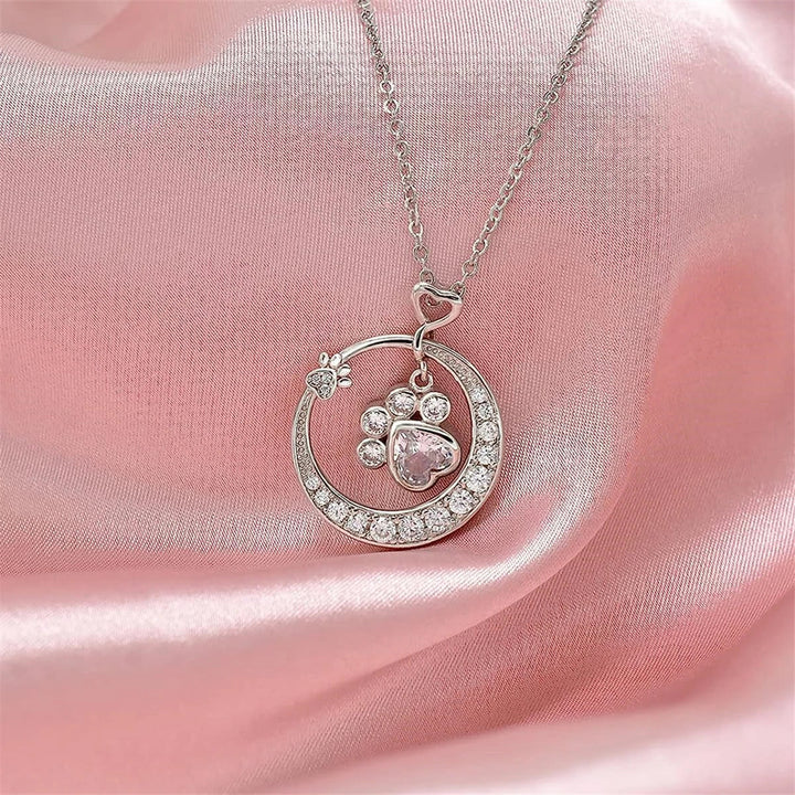 MALIA - Delicate paw necklace in 925 silver with zirconia