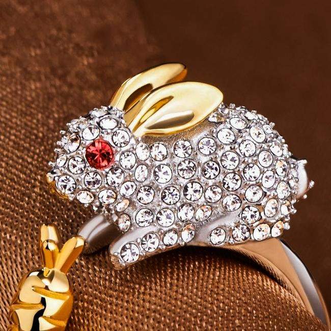 LEORA - Adjustable Silver Ring with Bunny & Carrot - with Sparkling Crystals